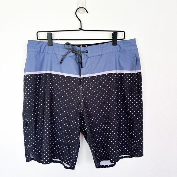 BYLT Basics Men’s Coastal Boardshort 2.0 Hybrid Polka Dot Slate Blue - Picture 1 of 5